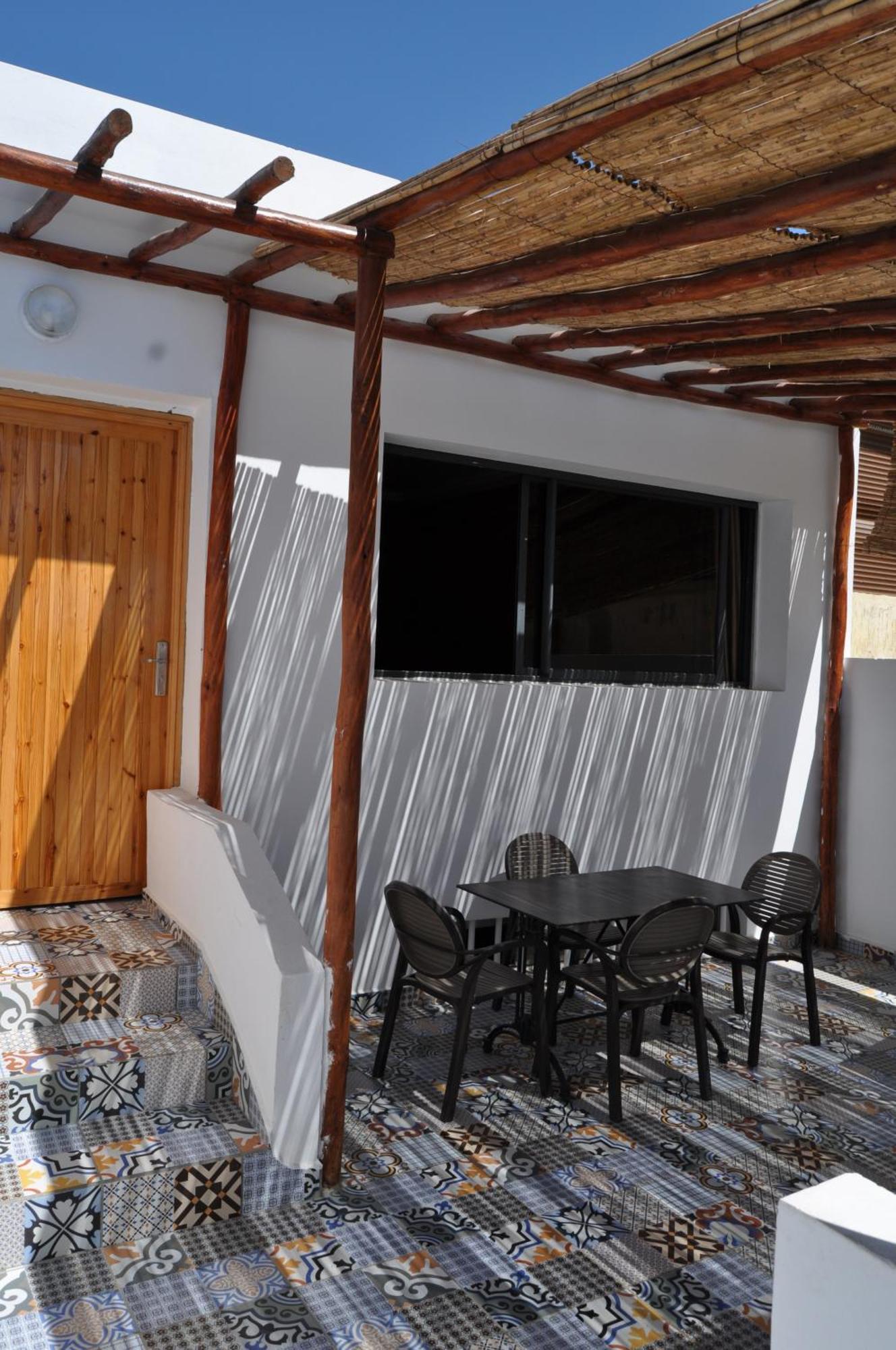 מולאי בוסלם Kabano Beach Auberge Cafe Restaurant מראה חיצוני תמונה
